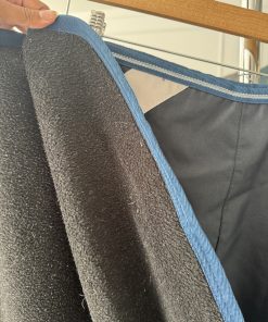 Alternative view of Couvre-reins Amigo